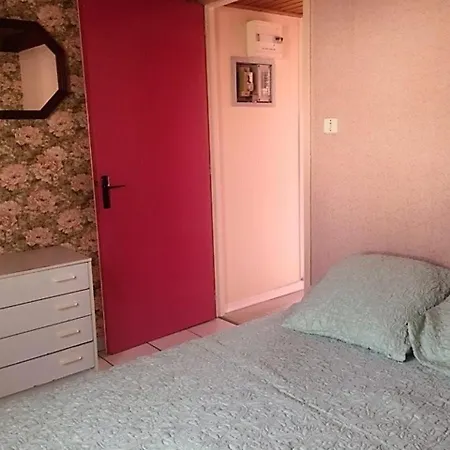 Hébergement de vacances Maison Bretignolles-sur-mer, 2 Pièces, 4 Personnes - Fr-1-231-207 *